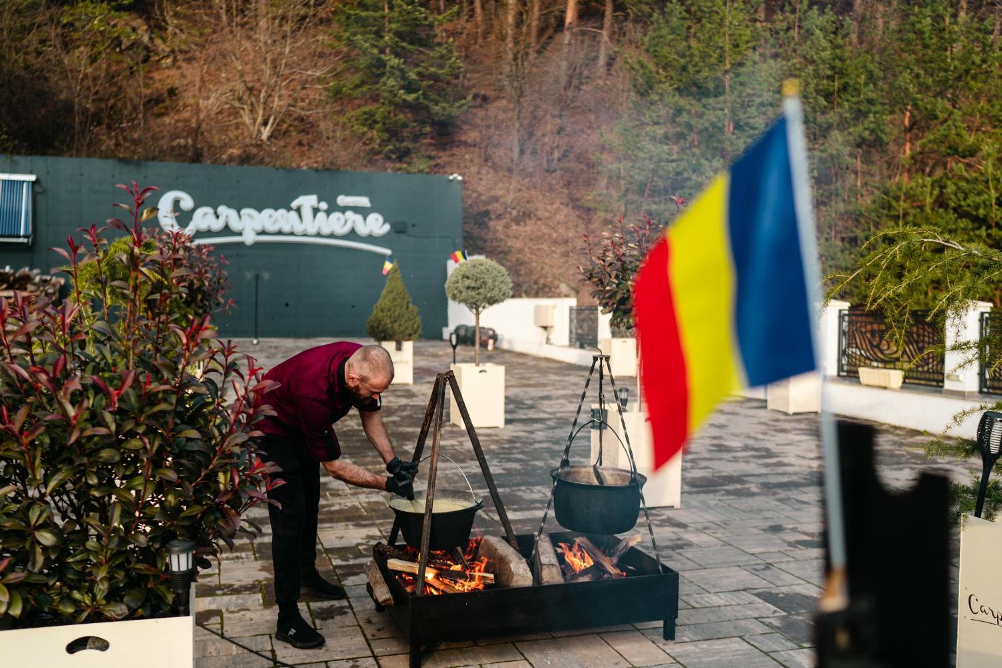 Hotel Carpentiere Arena Răşinari Zewnętrze zdjęcie