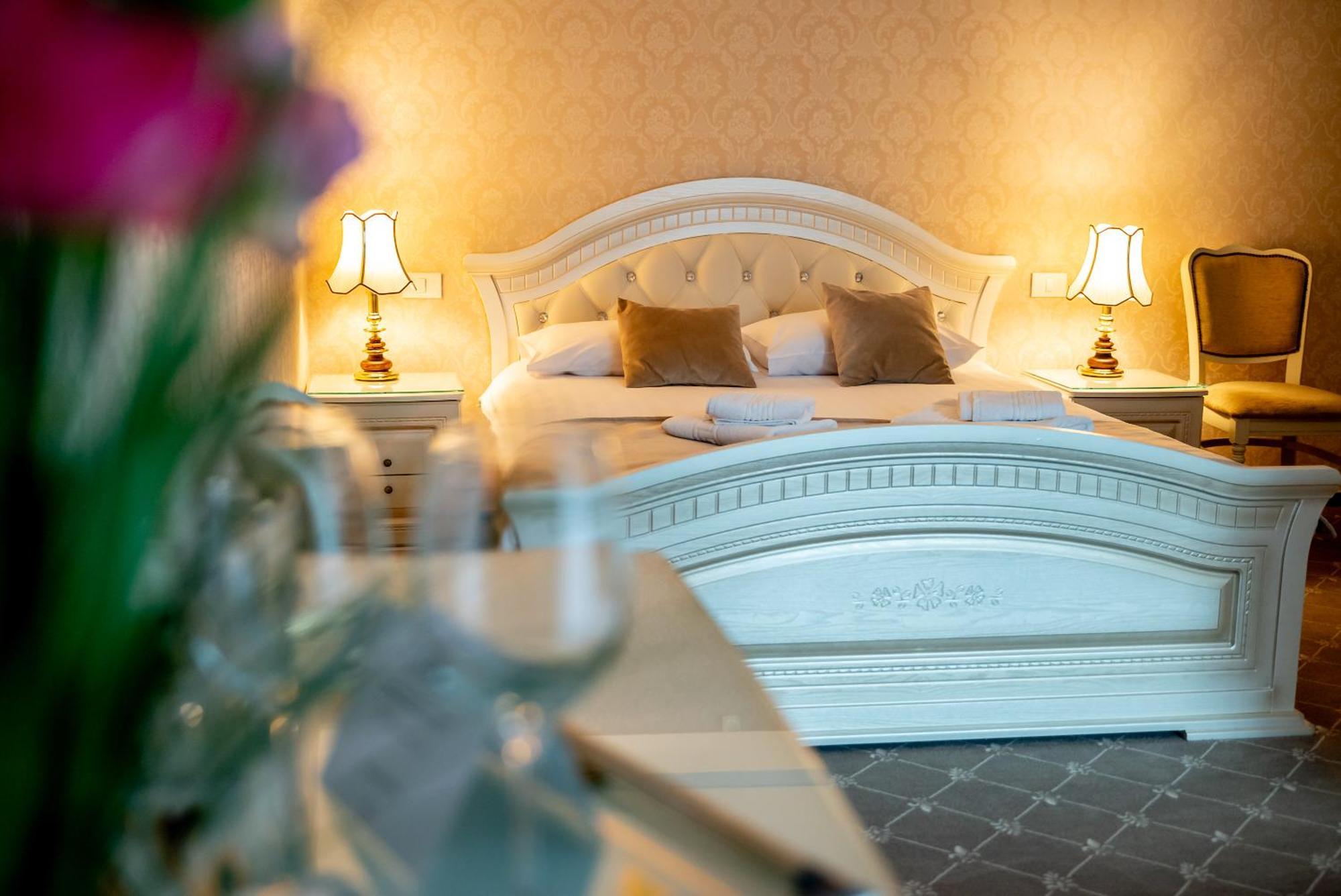 Hotel Carpentiere Arena Răşinari Zewnętrze zdjęcie