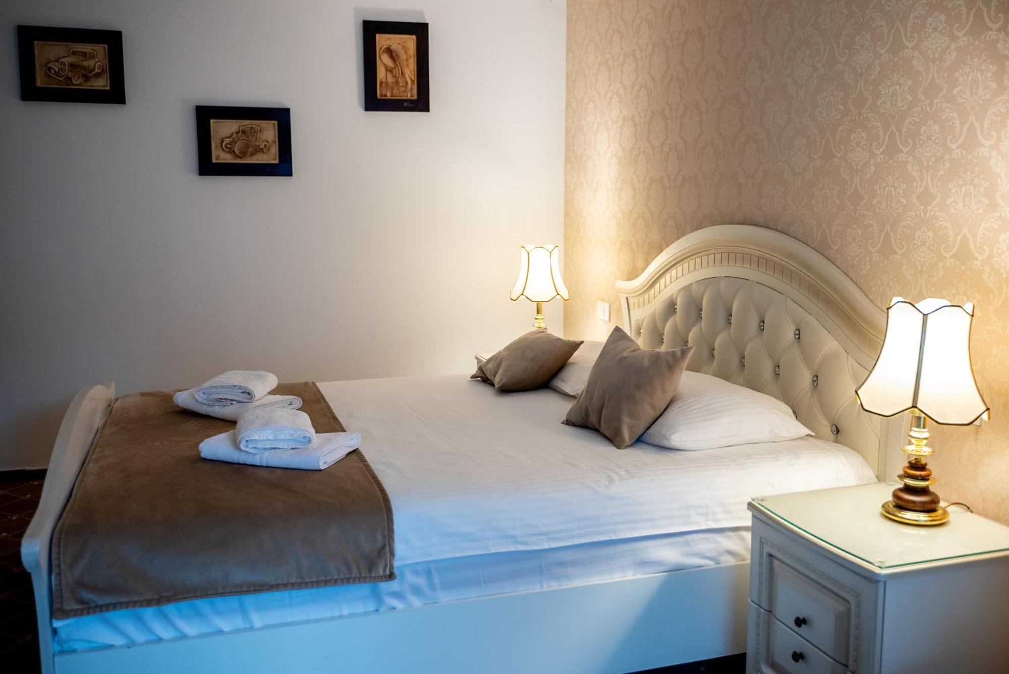 Hotel Carpentiere Arena Răşinari Zewnętrze zdjęcie