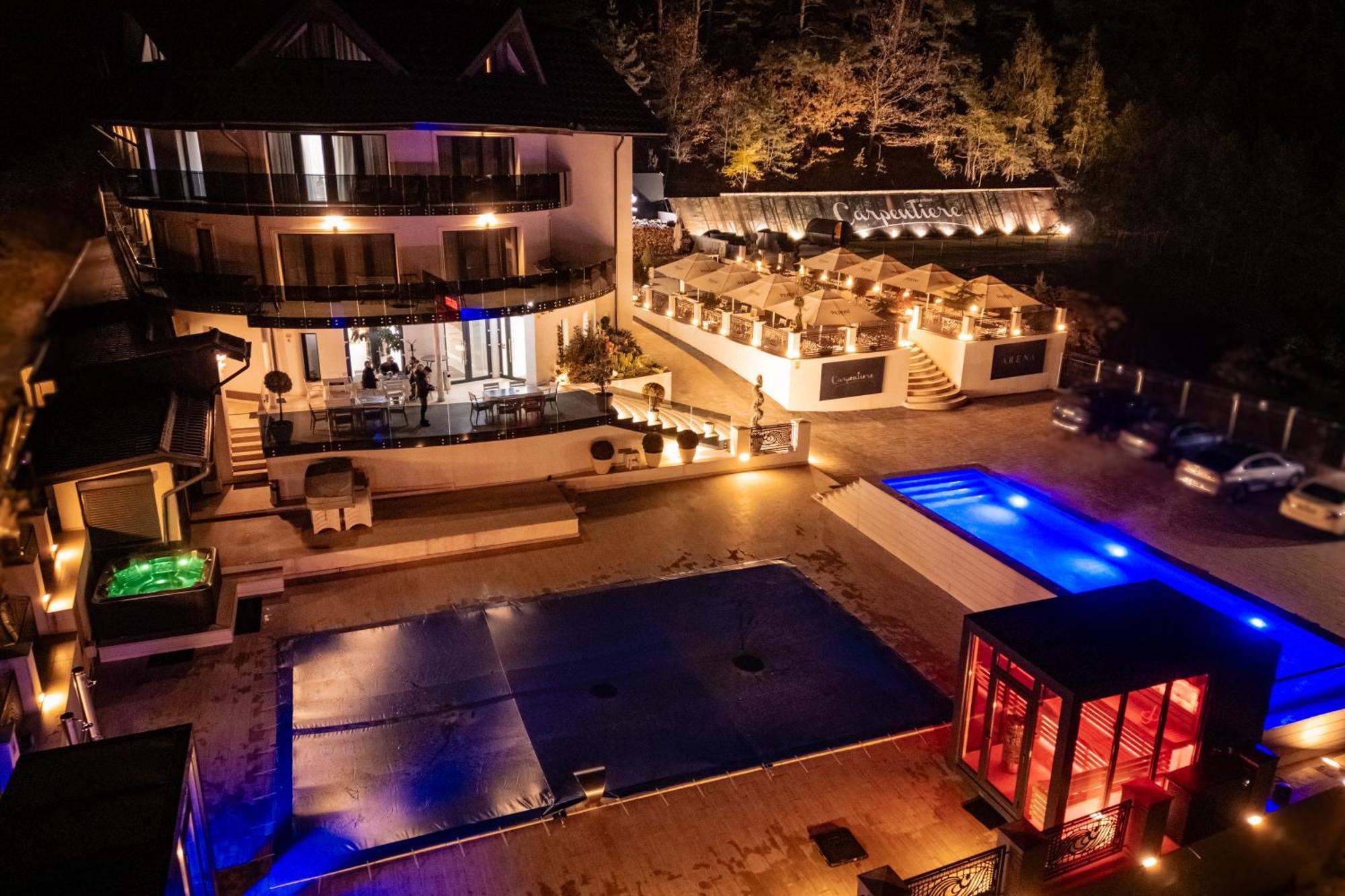 Hotel Carpentiere Arena Răşinari Zewnętrze zdjęcie