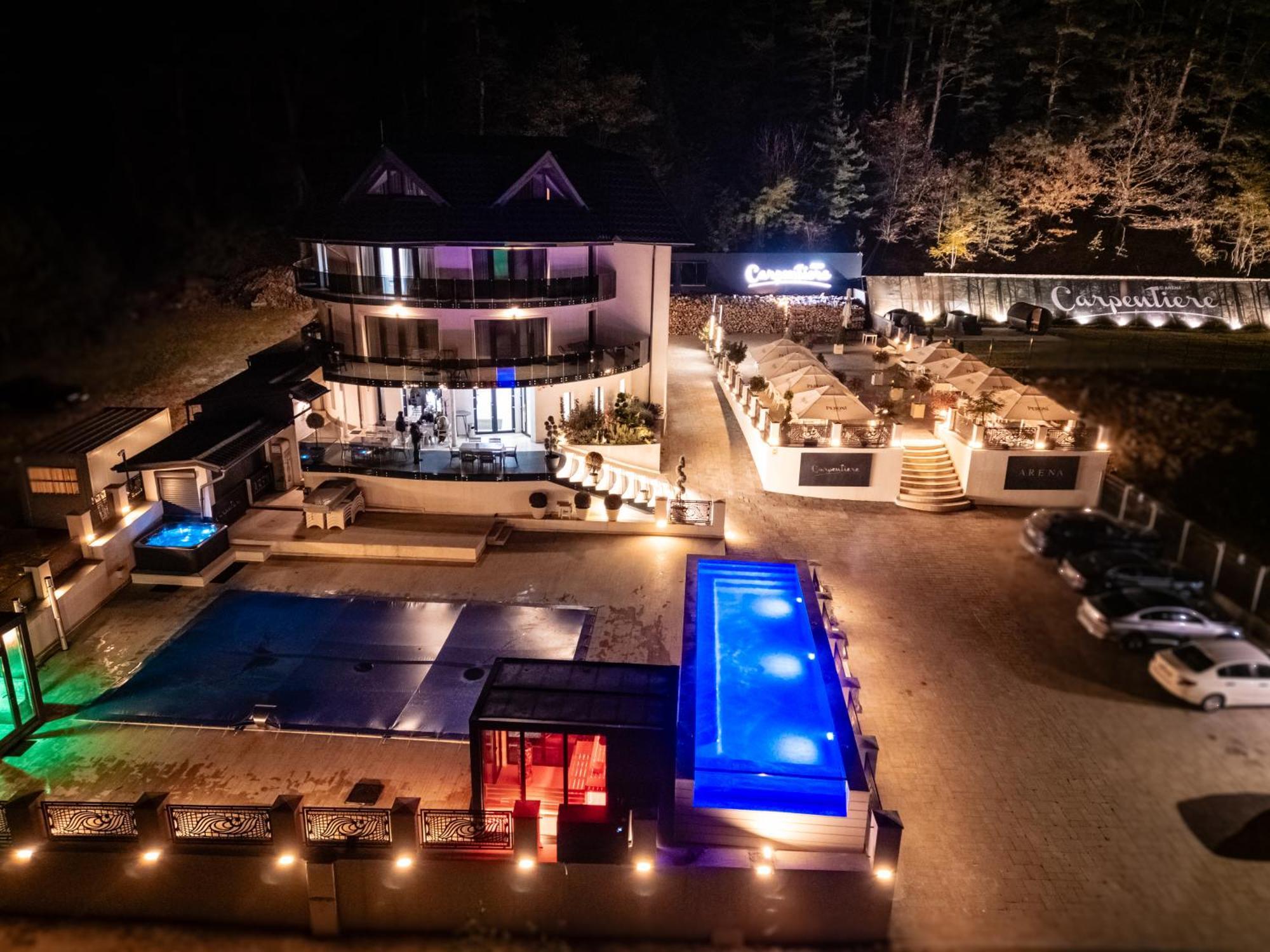 Hotel Carpentiere Arena Răşinari Zewnętrze zdjęcie